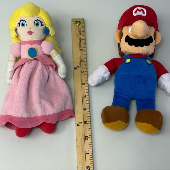 Nintendo Super Mario Bros- Mario & Princess Peach 9” Plush Toy Lot Authentic - Picture 6 of 7